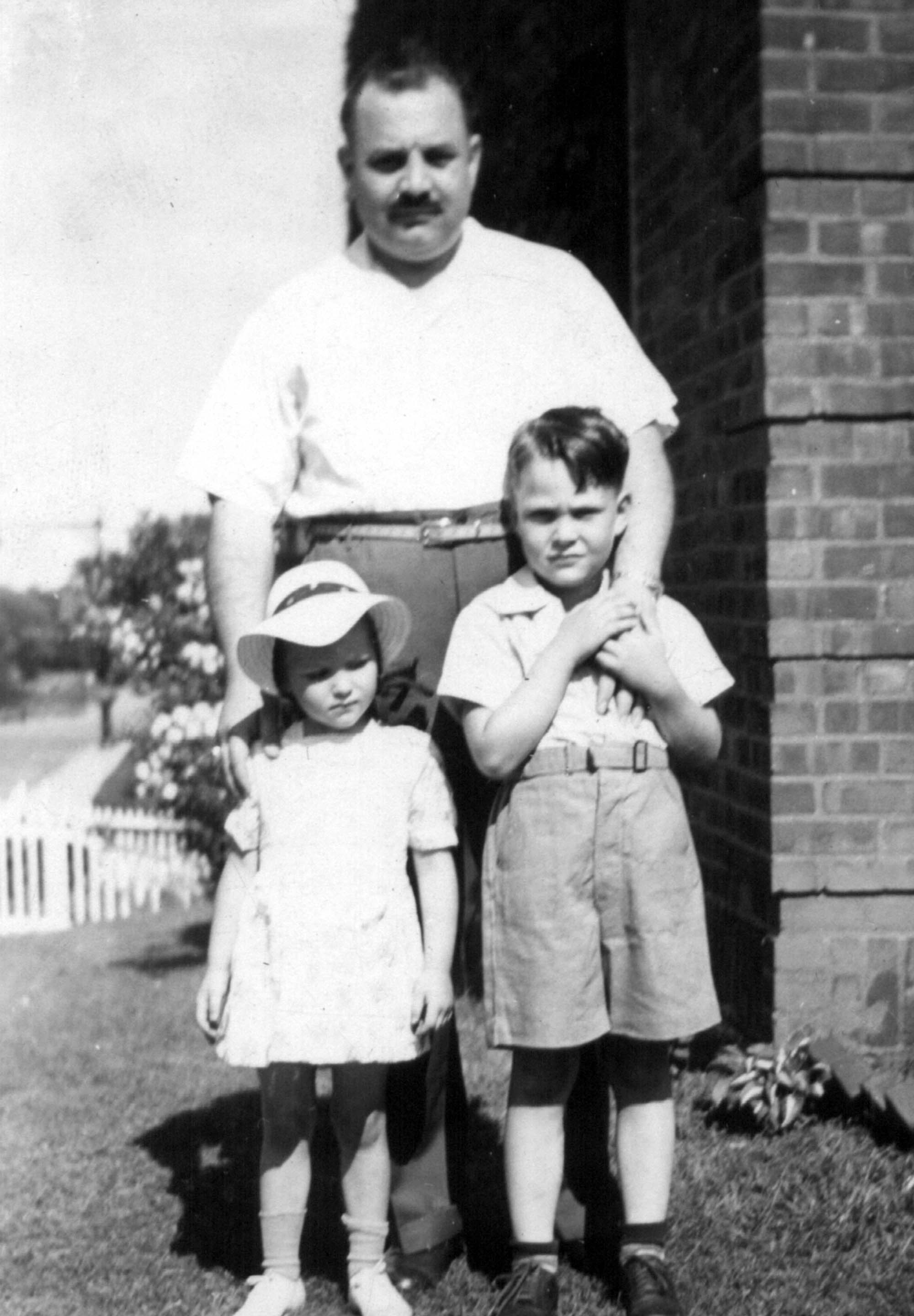 Family Photo 1987 033.jpg